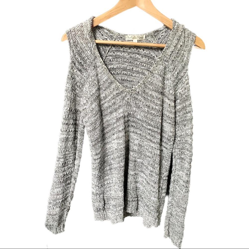 Closet Space Cute Grey Cold Shoulder Sweater Small